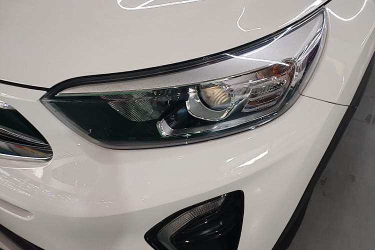Used Kia kx1 Stonic 2021 1.4L CVT Fun Edition Left Front Headlight