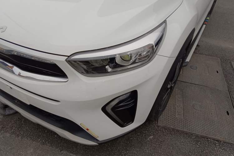 Used Kia kx1 Stonic 2021 1.4L CVT Fun Edition Left Front Headlight