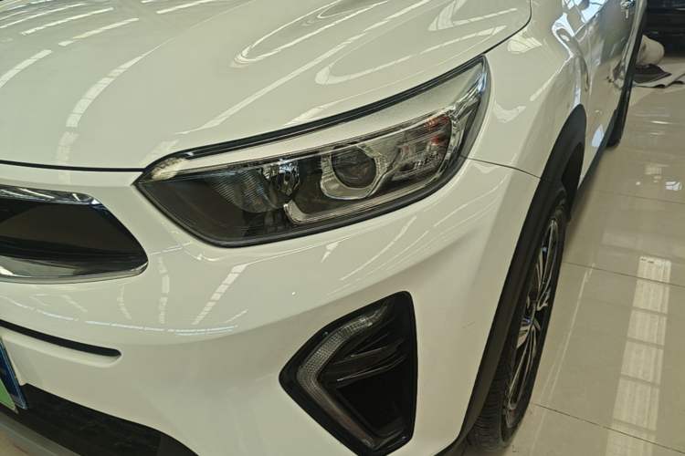 Used Kia kx1 Stonic 2021 1.4L CVT Fun Edition Left Front Headlight