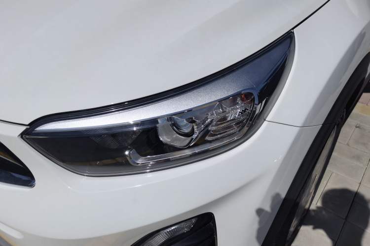 Used Kia kx1 Stonic 2021 1.4L CVT Fun Edition Left Front Headlight