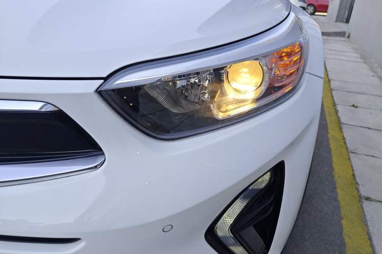 Used Kia kx1 Stonic 2021 1.4L CVT Sunroof Model Left Front Headlight