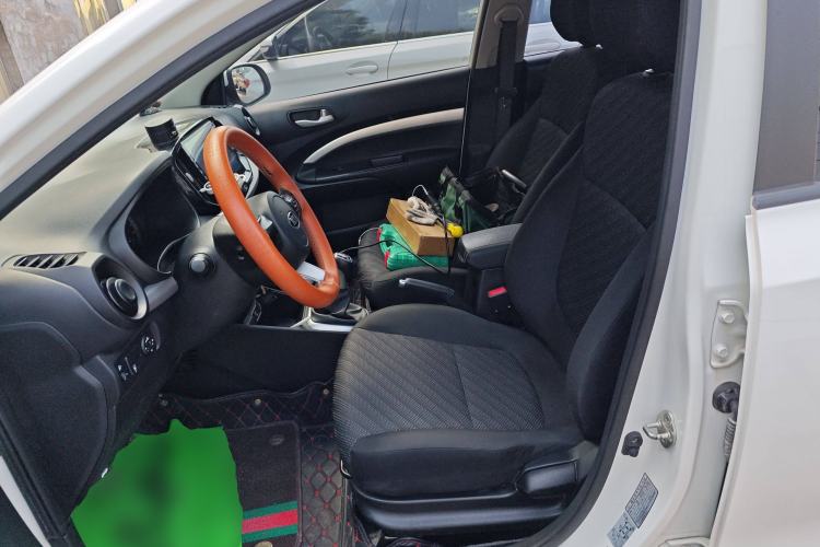 Used Kia kx1 Stonic 2021 1.4L Manual Fun Edition Left Front Seat