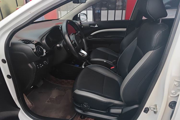 Used Kia kx1 Stonic 2021 1.4L CVT Fun Edition Left Front Seat
