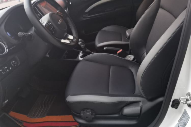 Used Kia kx1 Stonic 2021 1.4L CVT Fun Edition Left Front Seat