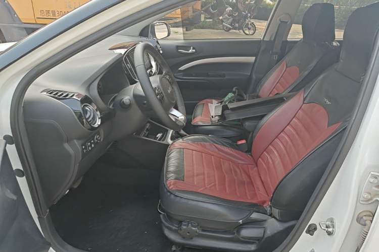 Used Kia kx1 Stonic 2021 1.4L CVT Sunroof Model Left Front Seat