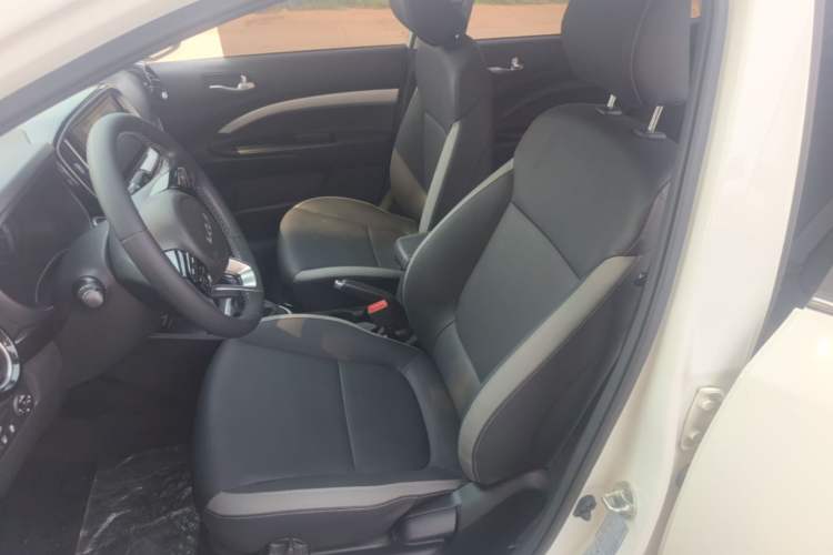 Used Kia kx1 Stonic 2021 1.4L CVT Fun Edition Left Front Seat
