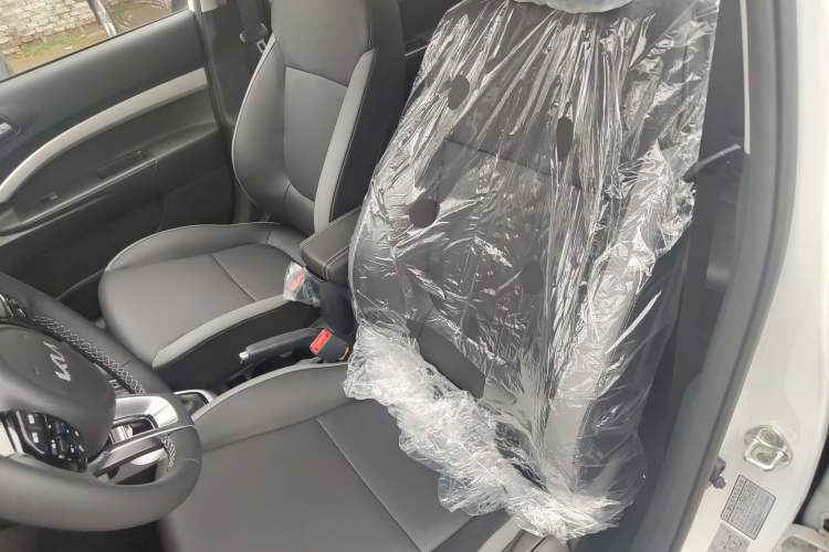 Used Kia kx1 Stonic 2021 1.4L CVT Fun Edition Left Front Seat