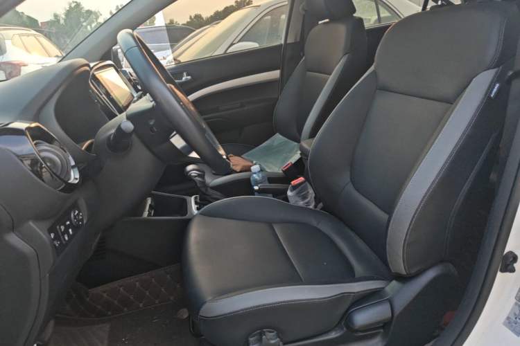 Used Kia kx1 Stonic 2021 1.4L CVT Sunroof Model Left Front Seat