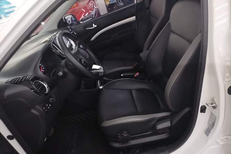 Used Kia kx1 Stonic 2021 1.4L CVT Fun Edition Left Front Seat