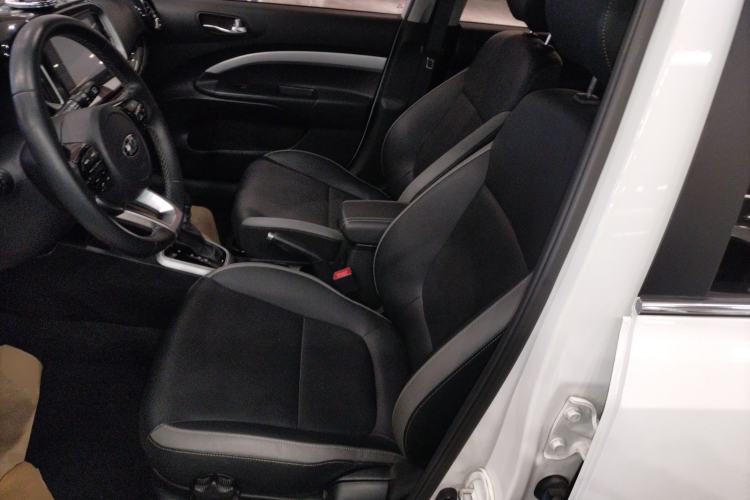 Used Kia kx1 Stonic 2021 1.4L Automatic Fun & Sport Edition Left Front Seat
