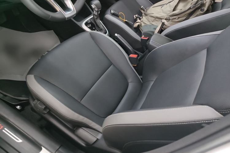 Used Kia kx1 Stonic 2021 1.4L CVT Fun Edition Left Front Seat
