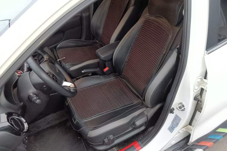 Used Kia kx1 Stonic 2021 1.4L CVT Fun Edition Left Front Seat