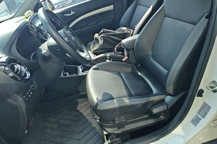 Used Kia kx1 Stonic 2021 1.4L CVT Fun & Sunroof Model Left Front Seat