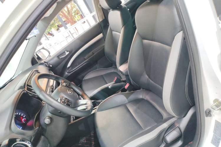 Used Kia kx1 Stonic 2021 1.4L CVT Fun Edition Left Front Seat