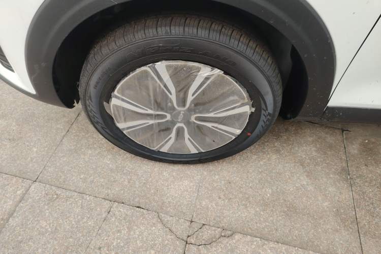 Used Kia kx1 Stonic 2021 1.4L CVT Sunroof Model Left Front Wheel Hub
