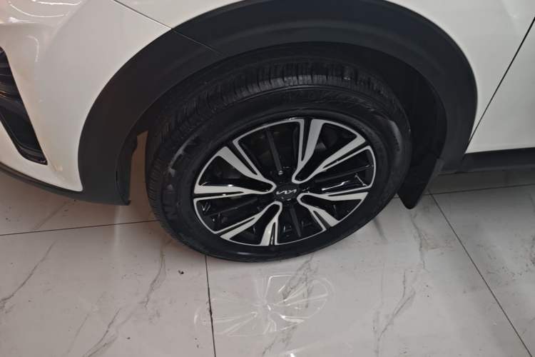 Used Kia kx1 Stonic 2021 1.4L CVT Sunroof Model Left Front Wheel Hub