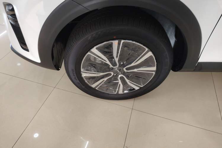 Used Kia kx1 Stonic 2021 1.4L CVT Sunroof Model Left Front Wheel Hub
