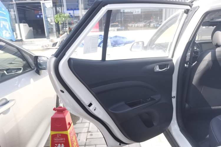 Used Kia kx1 Stonic 2021 1.4L CVT Fun Edition Left Rear Door Interior