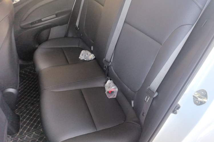 Used Kia kx1 Stonic 2021 1.4L CVT Fun & Sunroof Model Left Rear Seat