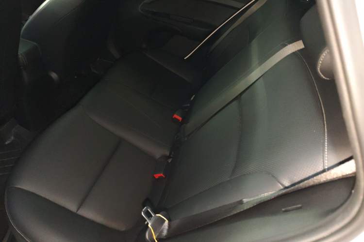 Used Kia kx1 Stonic 2021 1.4L CVT Sunroof Model Left Rear Seat