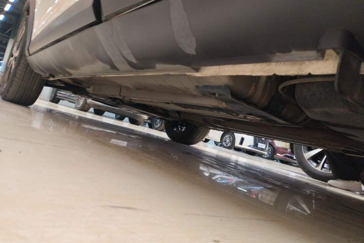 Used Kia kx1 Stonic 2021 1.4L CVT Fun & Sunroof Model Left Side Sill
