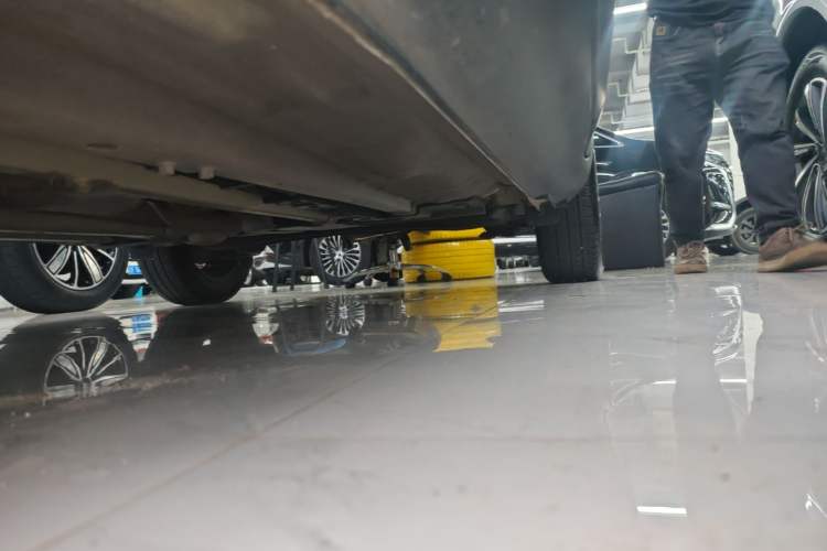 Used Kia kx1 Stonic 2021 1.4L CVT Sunroof Model Left Side Sill