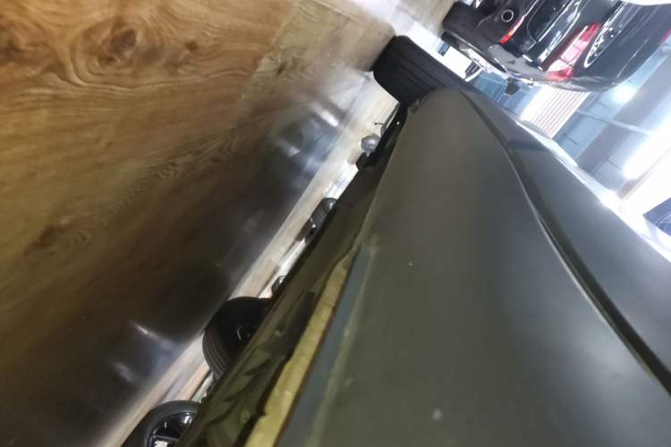 Used Kia kx1 Stonic 2021 1.4L CVT Sunroof Model Left Side Sill