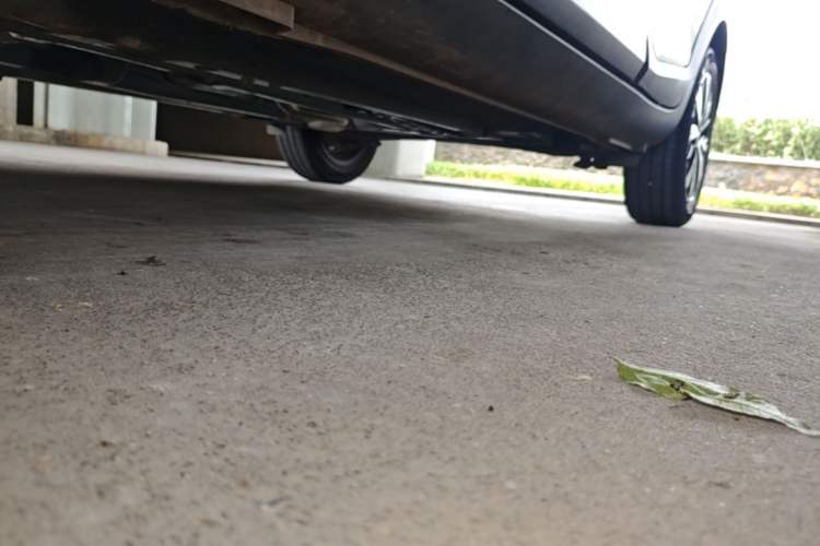 Used Kia kx1 Stonic 2021 1.4L CVT Sunroof Model Left Side Sill