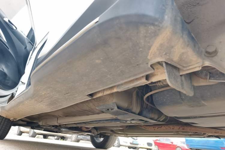 Used Kia kx1 Stonic 2021 1.4L CVT Sunroof Model Left Side Sill