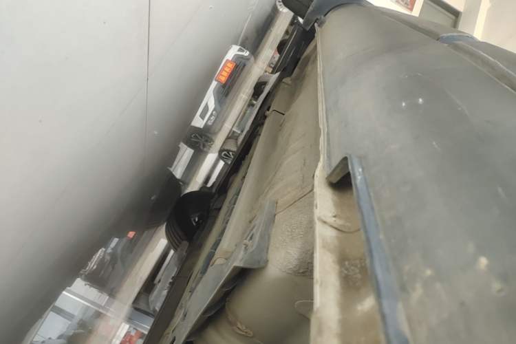 Used Kia kx1 Stonic 2021 1.4L Automatic Fun Edition Left Side Sill