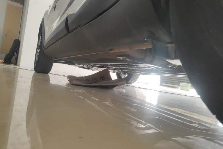 Used Kia kx1 Stonic 2021 1.4L Manual Fun Edition Left Side Sill