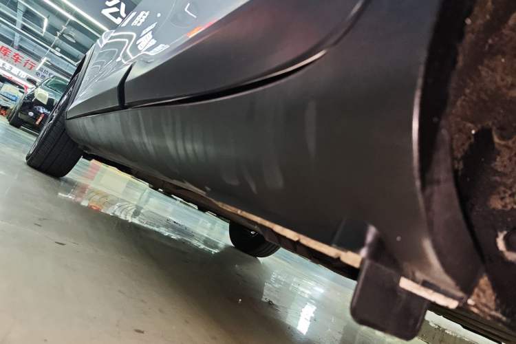Used Kia kx1 Stonic 2021 1.4L CVT Sunroof Model Left Side Sill
