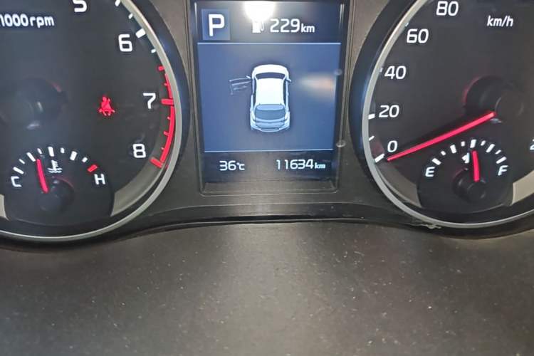 Used Kia kx1 Stonic 2021 1.4L CVT Sunroof Model Odometer Close Up