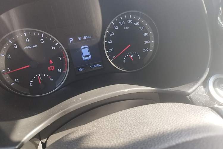 Used Kia kx1 Stonic 2021 1.4L CVT Fun & Sunroof Model Odometer Close Up