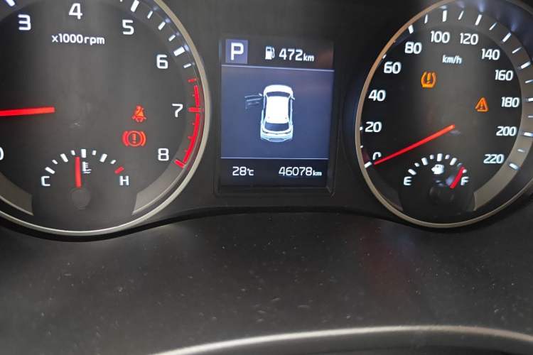 Used Kia kx1 Stonic 2021 1.4L CVT Fun & Sunroof Model Odometer Close Up
