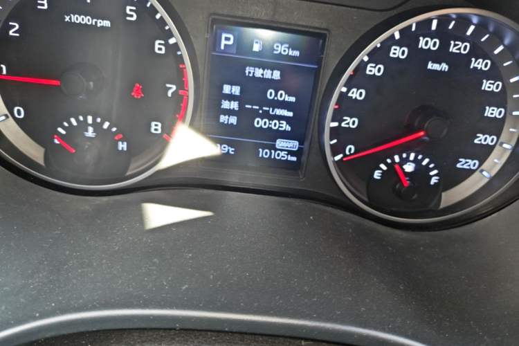 Used Kia kx1 Stonic 2021 1.4L CVT Fun Edition Odometer Close Up
