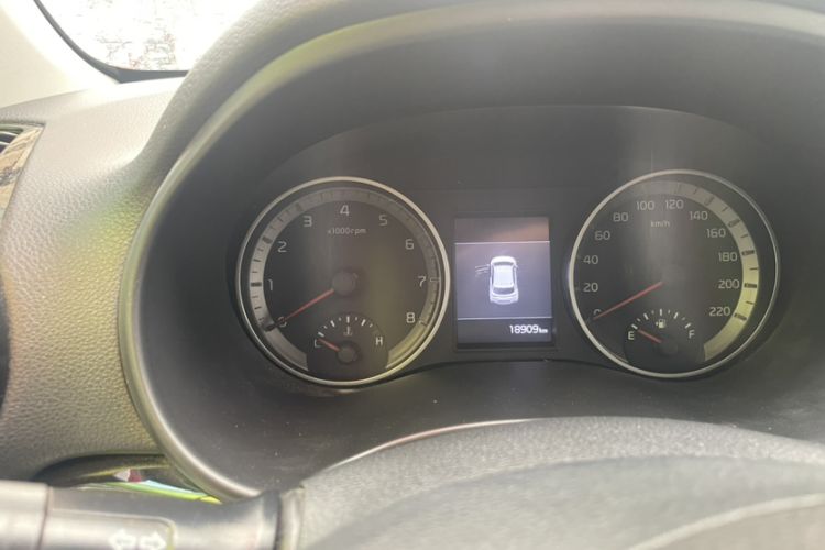 Used Kia kx1 Stonic 2021 1.4L CVT Fun Edition Odometer Close Up