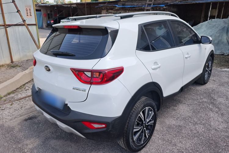 Used Kia kx1 Stonic 2021 1.4L Manual Fun Edition Rear Right 45 Deg