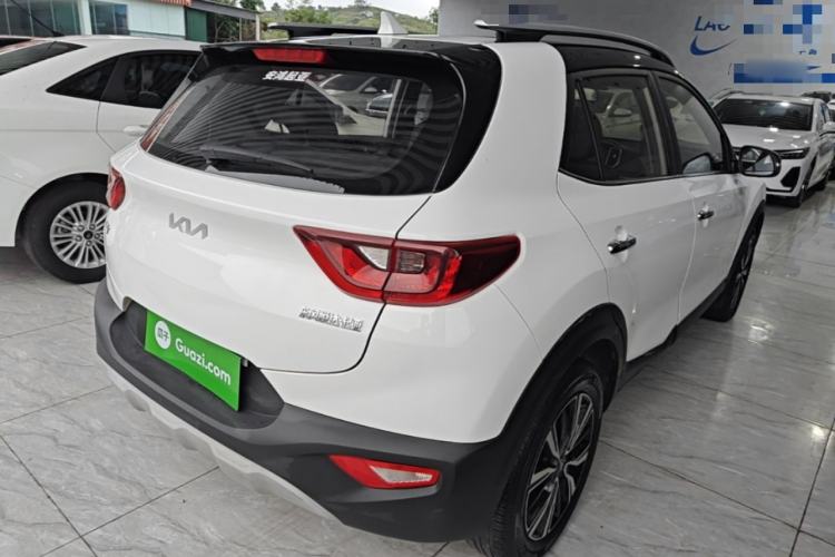 Used Kia kx1 Stonic 2021 1.4L CVT Sunroof Model Rear Right 45 Deg