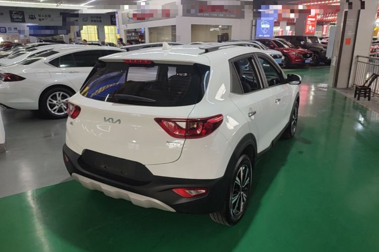 Used Kia kx1 Stonic 2021 1.4L CVT Fun Edition Rear Right 45 Deg