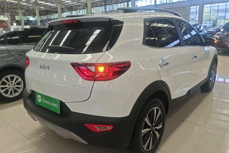 Used Kia kx1 Stonic 2021 1.4L CVT Fun Edition Rear Right 45 Deg