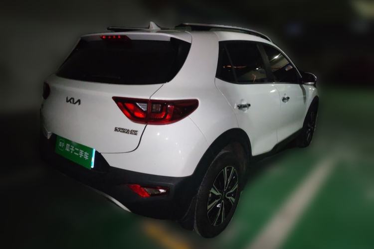 Used Kia kx1 Stonic 2021 1.4L CVT Fun Edition Rear Right 45 Deg