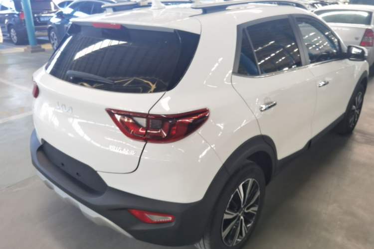 Used Kia kx1 Stonic 2021 1.4L CVT Fun Edition Rear Right 45 Deg
