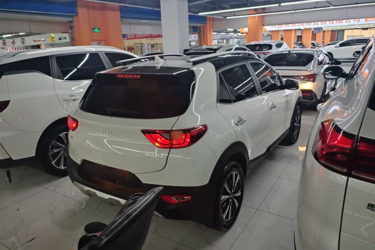 Used Kia kx1 Stonic 2021 1.4L CVT Sunroof Model Rear Right 45 Deg
