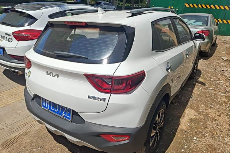 Used Kia kx1 Stonic 2021 1.4L CVT Fun Edition Rear Right 45 Deg