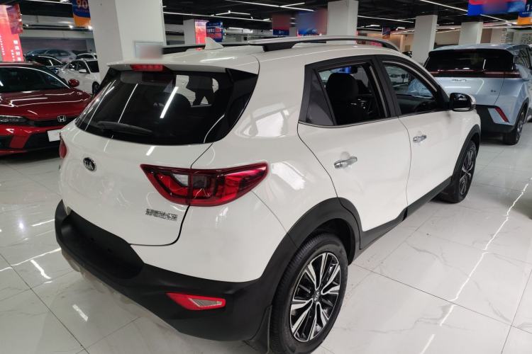 Used Kia kx1 Stonic 2021 1.4L CVT Fun Edition Rear Right 45 Deg