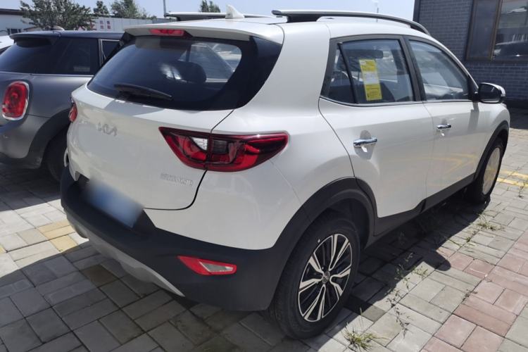 Used Kia kx1 Stonic 2021 1.4L CVT Fun Edition Rear Right 45 Deg