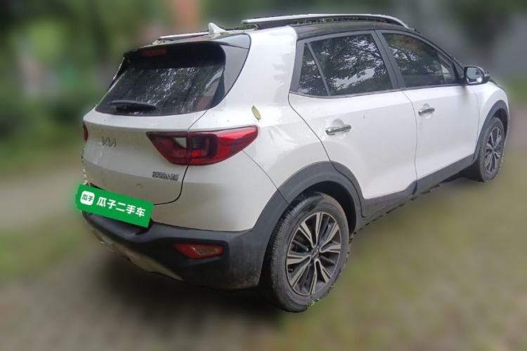 Used Kia kx1 Stonic 2021 1.4L CVT Fun & Sunroof Model Rear Right 45 Deg