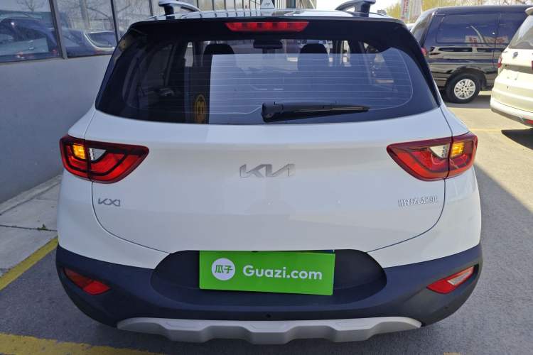Used Kia kx1 Stonic 2021 1.4L CVT Sunroof Model Rear