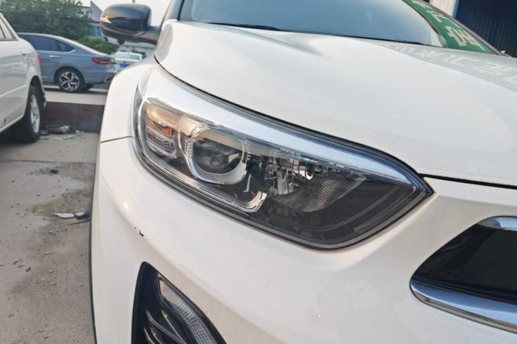 Used Kia kx1 Stonic 2021 1.4L CVT Sunroof Model Right Front Headlight
